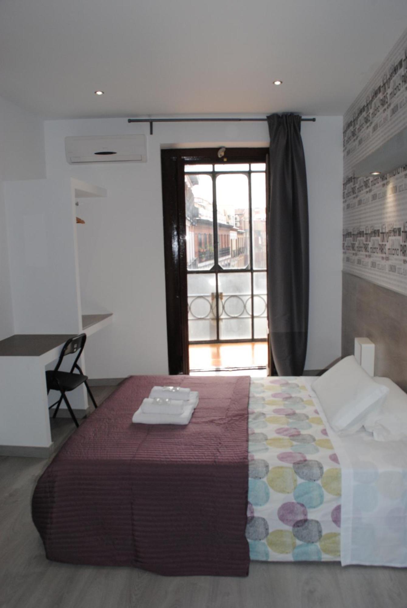Fuencarral Rooms Madrid Room photo