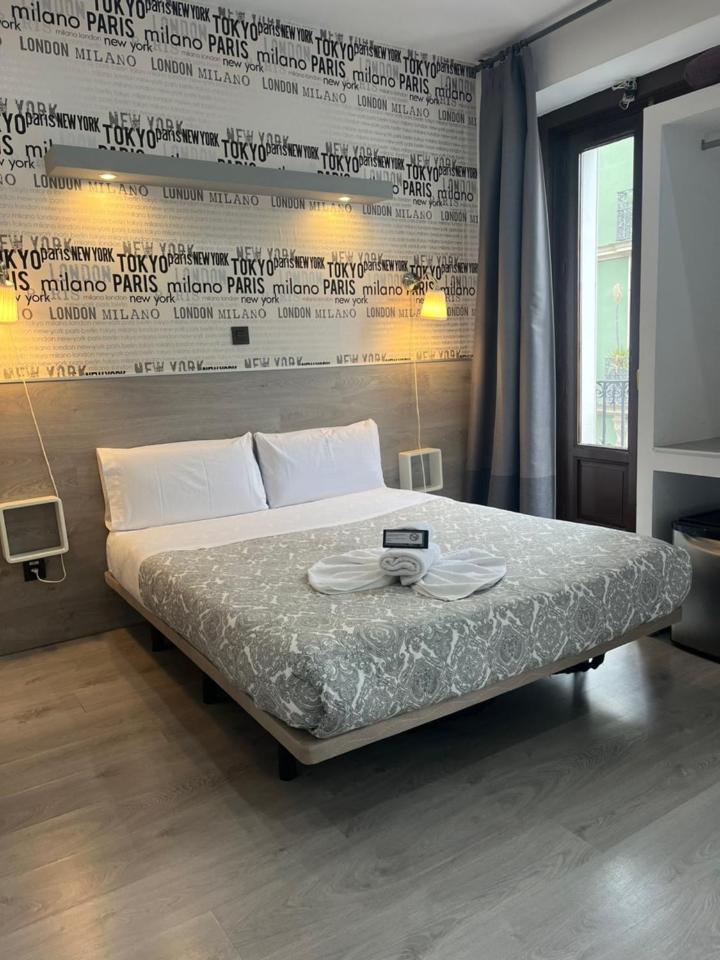 Fuencarral Rooms Madrid Exterior photo